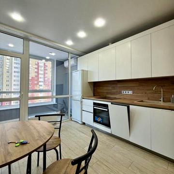 • Оренда! Світоа квартира 1к 43м2 в ЖК Варшавський Мікрорайон