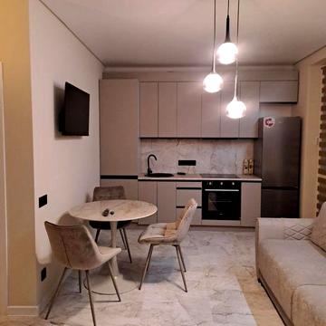 Продаж 1.5 кімнат ,з гарним ремонтом