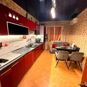 Шикарна 2кім квартира на вул. Сахарова -Цегляний Газови будинок