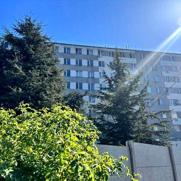 Студія з ремонтом. Все готово для життя або оренди