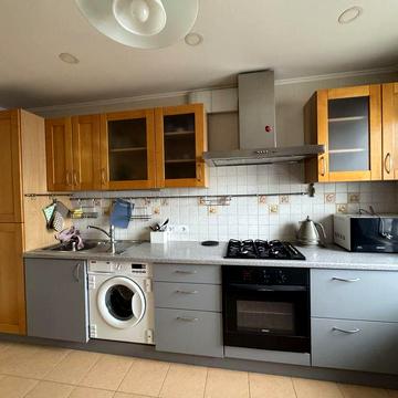 Оренда 3К  Почайнинська,35, Подол ,Контрактова площа, БЦ Астарта