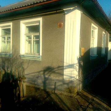 Продається  окрема частину  будинку