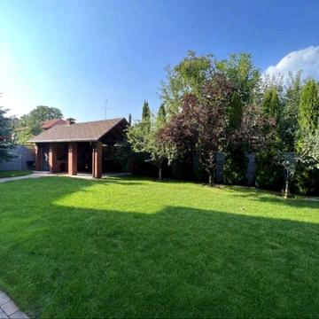 Оренда будинку Для сімʼї або під офіс Акумулятори Газ