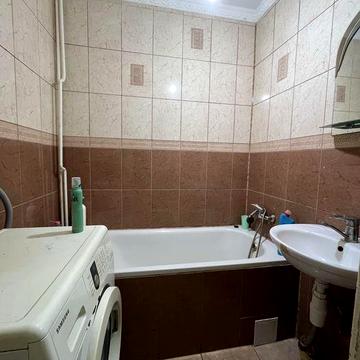 Здам 1к кв Берегово АТБ вулиця Венеліна Гуци