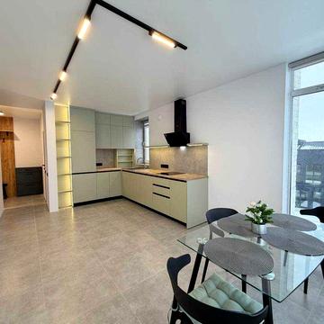 Продам  стильну і світлу квартиру в ЖК Гармонія, поруч з Епіцентром !! ЖК Гармонія