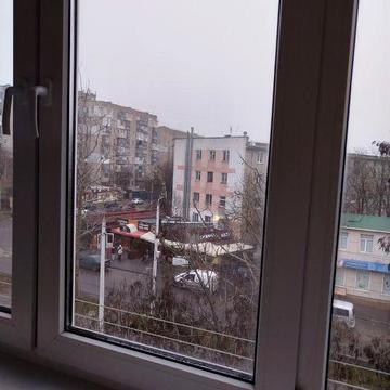 Тривала оренда 2-х кімнатної квартири на вул. Спортивній.