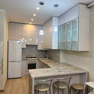 Продам укомплектовану 1 кімнатну квартиру з власною критою терасою . ЖК Спєктрум