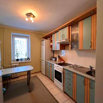 Двокімнатна квартира в районі Автокзалу!