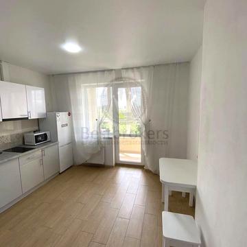 Новопольова вул., 2