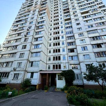 Оренда двухкімнатної квартири по вул. Бережанська, 18.