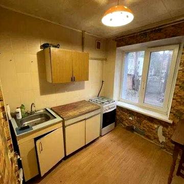 Продається однокімнатна квартира в с.Копили.