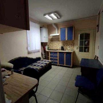 Продається двокімнатна квартира по вул. Левченка (Сапіго).