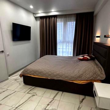 Гетьманська вул., 5