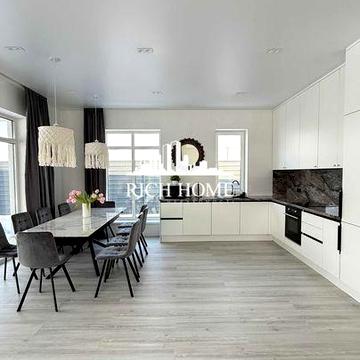 Унікальна пропозиція! Сучасний будинок, басейн з підігрівом, 8 соток