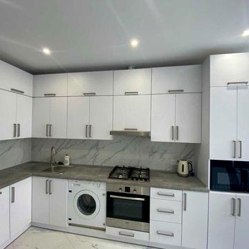 Оренда 2 кімнатної квартири в новобудові вул. Шевченка, ЖК Семицвіт.