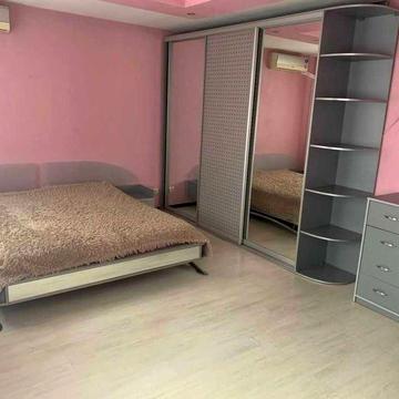 Оренда трикімнатної квартири , Запорізьке шосе, 38