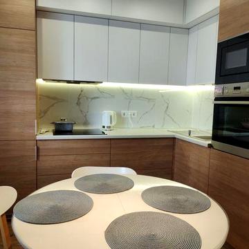 Срочно! Цена снижена !!2комнатная квартира на Сахарова 9эт 67кв.м