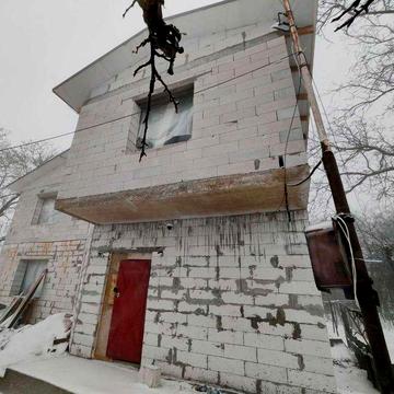 Будинок 2 поверхи м.Умань