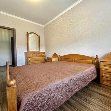 Оренда 1 к квартири 60 кв м ЖК Рівʼєра вул. Коріатовичів