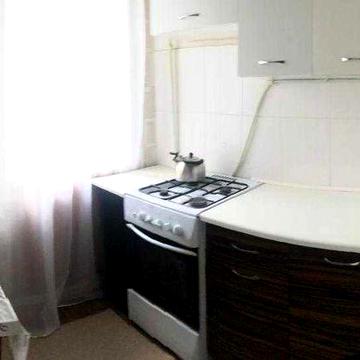 Аренда. 1 к/к в Октябрьском (Айвазовского,13)