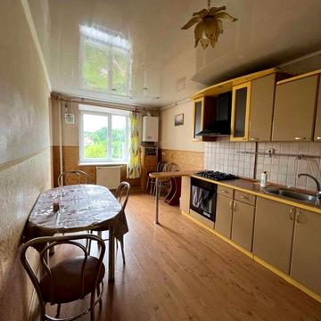 Оренда 2-кім , вул.Пасічна , старіша новобудова , і/0