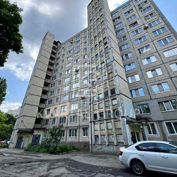 Продаж 3 кімнатної квартири в Києві за вигідною ціною