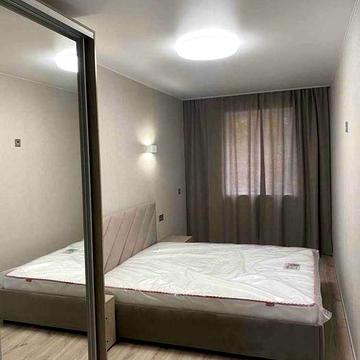 Сдаётся 2х комнатная квартира на улице Леонида Стромцова 7