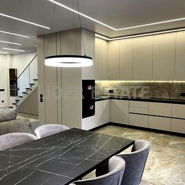 Оренда елітного 2-поверхового таунхаусу. Дуже вигідна пропозиція!