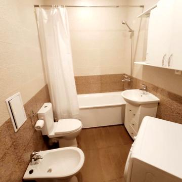 Зарічанська вул., 40