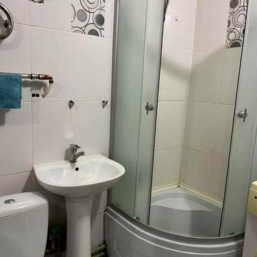 Классная однушка на площади Артёма.Заселим сразу.