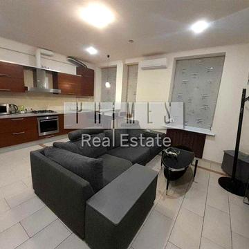 Оренда 3к квартири в історичному центрі Києва, вул.Костольна 6