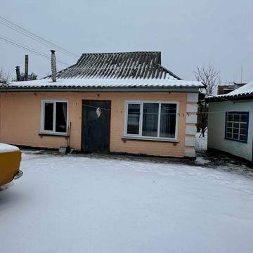 Продам будинок у передмісті