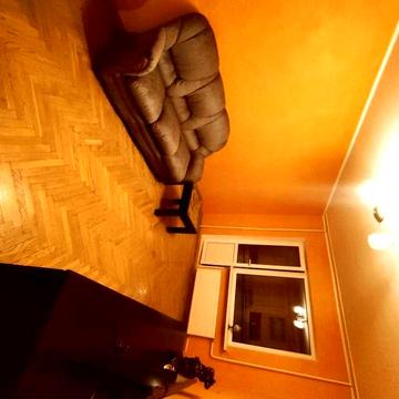 1-й поверх, 2-кімнатна квартира на "Піщаній". Перша здача в оренду!