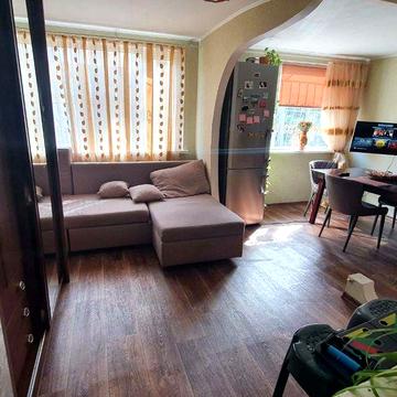 2 комнатная Генерала Петрова Парк горького 60м