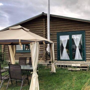 Оренда деревʼяного будинку