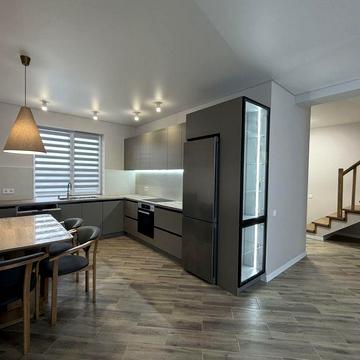 Здам будинок в с. Рованці біля ТЦ Баобаб