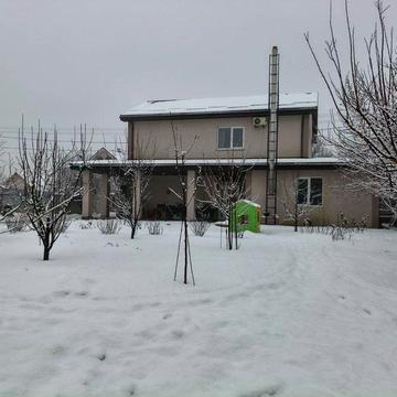 Свій будинок в 5 км від метро Славутич