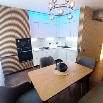 Здається 3кімнатна новобудова на Проспекті Незалежності