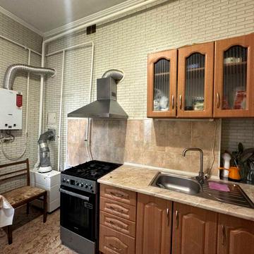 2 комн кв на Новосельского 2/4 60м2-60000у.е