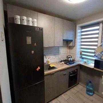 Продам 2к кв Новые Дома. Метро Дворец Спорта. 2й\5ти. Стадионный пр-д