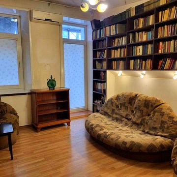 Сдам 2к в ЦЕНТРЕ, возле Le Silpo, после косметики, ВСЕ для жизни