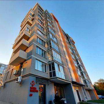 Івана Величковського вул., 70б