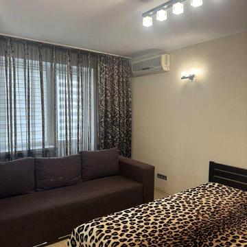 Оренда 1 к.квартири бульвар Лесі Украінки 17 м «Печерська»