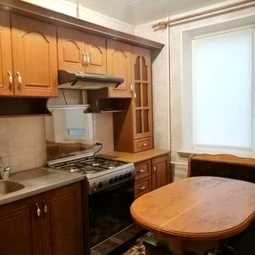 Здам  3-х кімнатну квартиру, р-н Панчішної фабрики.