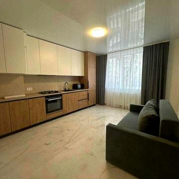 Оренда 1-кімнатна квартира біля Парку та Озера | Перша здача