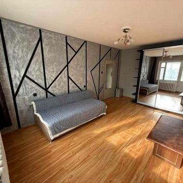 Продам 1-кімнатну квартиру на Черемушках, вул. Бреуса/Єфімова