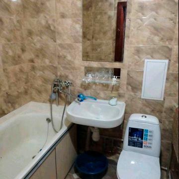 1к квартира по проспекту Юнності, вільно