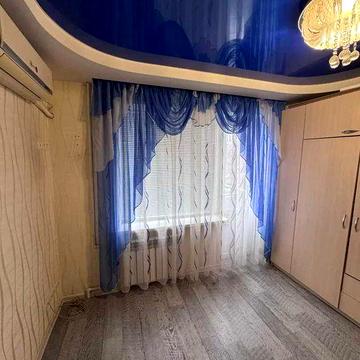 Продаж квартири - студії ж/м 12-й квартал