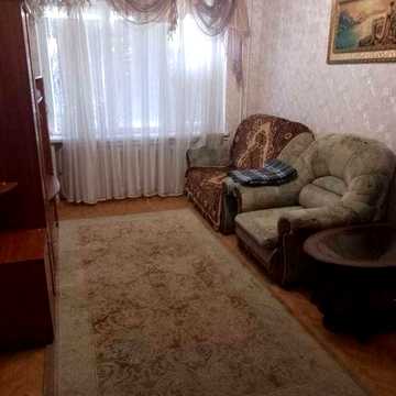 Продаж класної 3к з автономне опаленням 2 поверсі в цеглі !