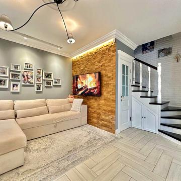 Таунхаус з ремонтом! КМ Чеський Двір! Без комісії!